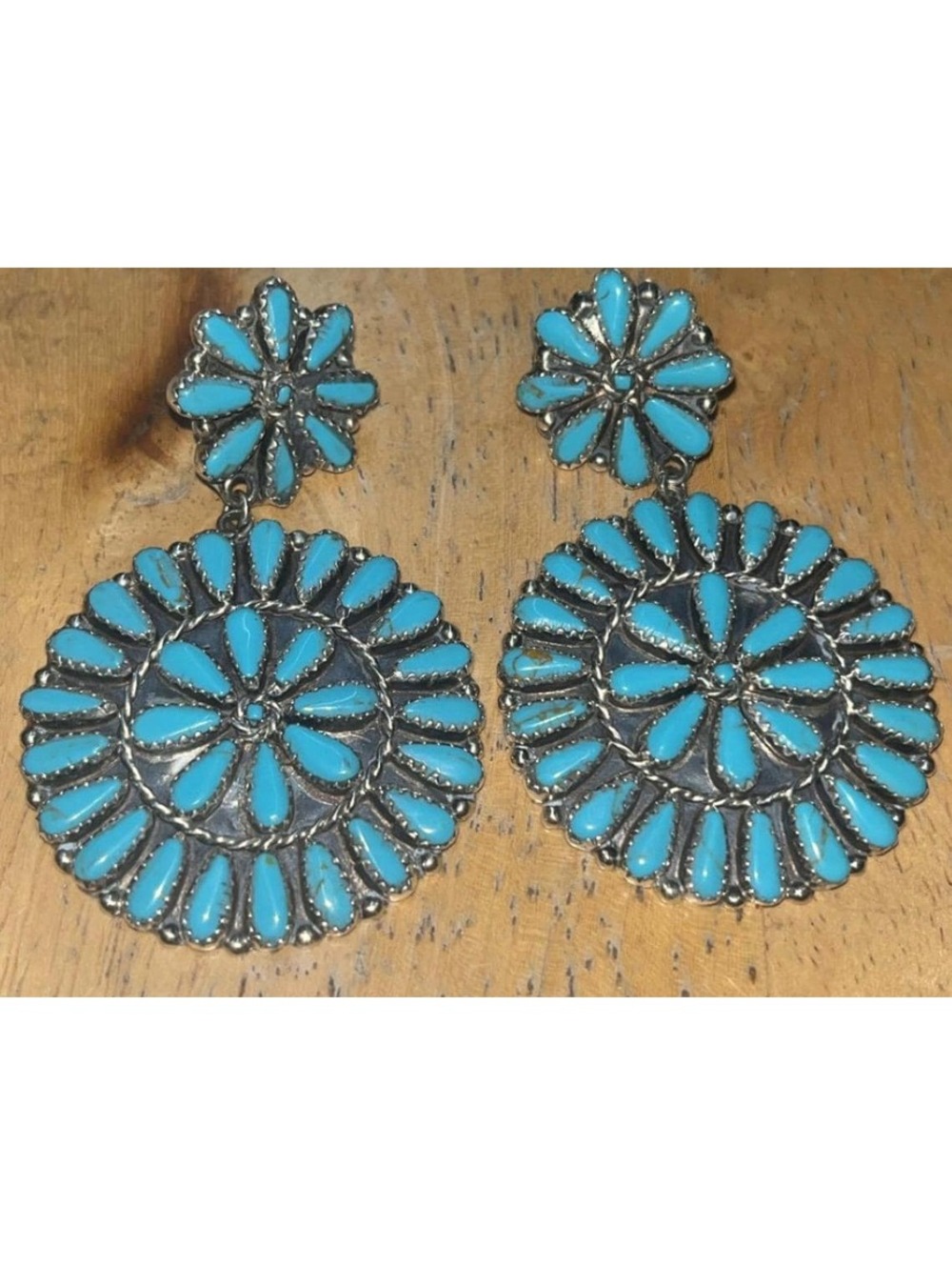 Navajo sterling silver cluster earrings oval turquoise traditional post